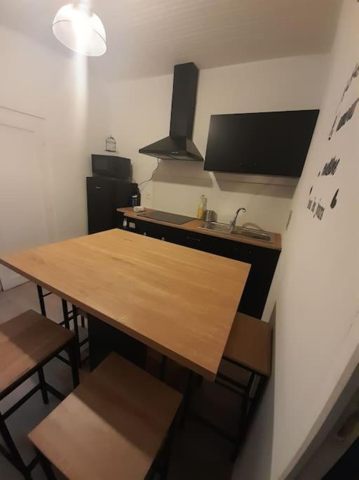 Maison "Chez Barbara" 6-8Personnes Lalizolle ภายนอก รูปภาพ