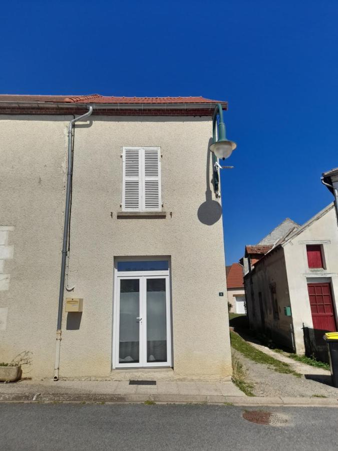 Maison "Chez Barbara" 6-8Personnes Lalizolle ภายนอก รูปภาพ